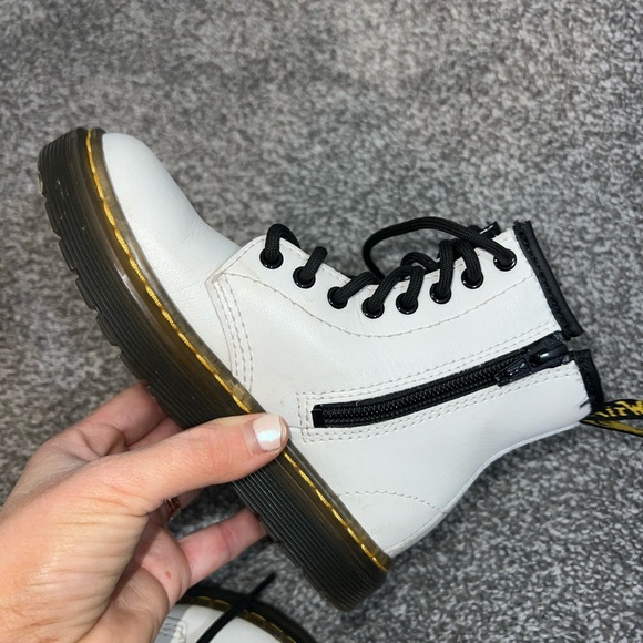 DR MARTENS Kids Leather Lace Up Boots - Picture 5 of 13